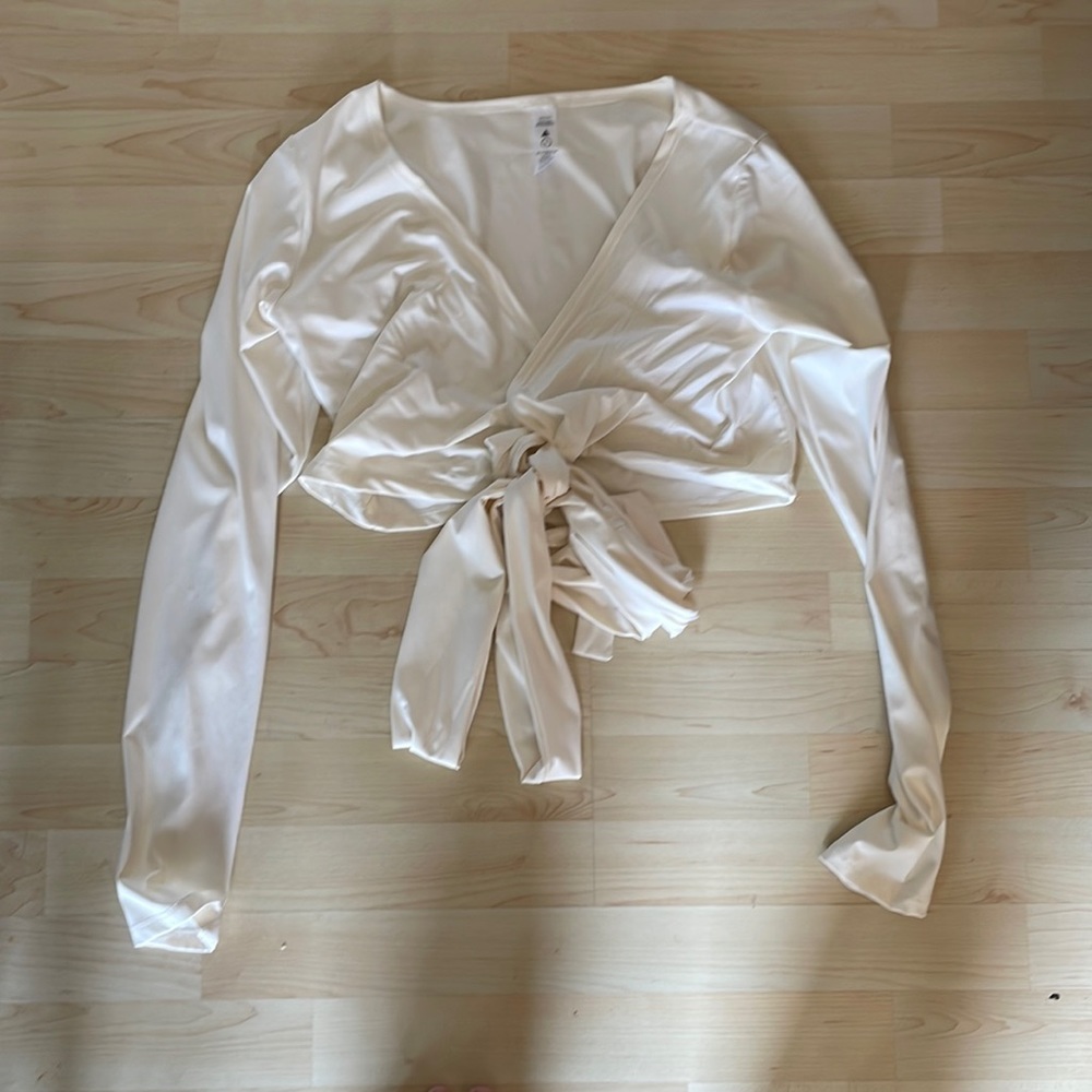 Balance Athletica Dancer Wrap Top - Cumulus